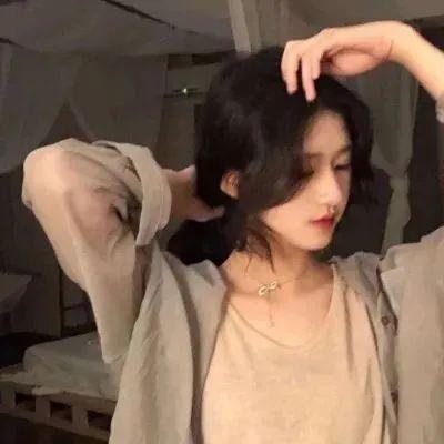 葛妮斯派特洛之风情万种